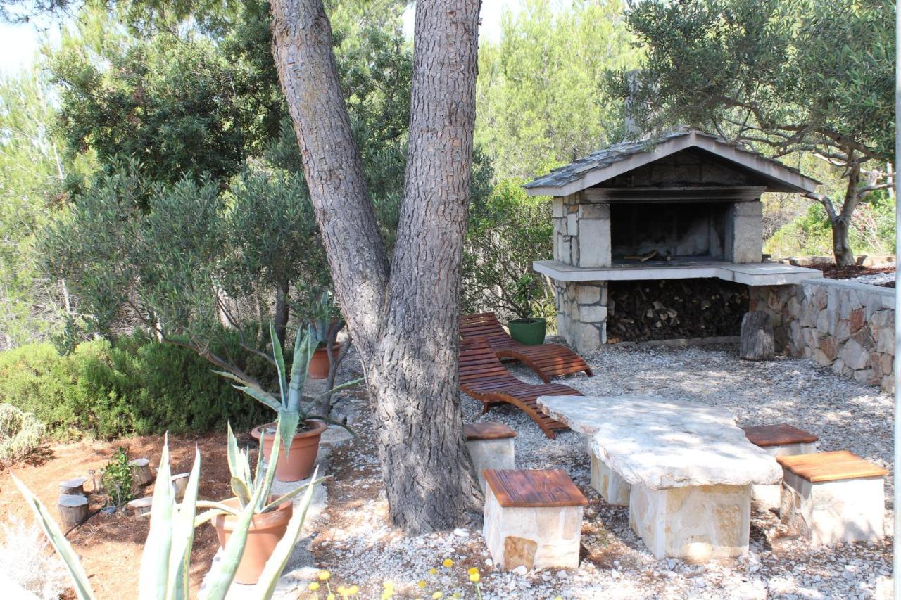 Seaside Secluded Apartments Zavala, Hvar - 15357 Jelsa Kültér fotó
