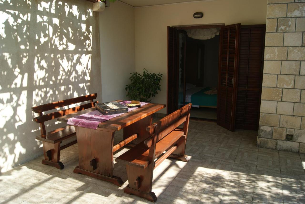 Seaside Secluded Apartments Zavala, Hvar - 15357 Jelsa Kültér fotó